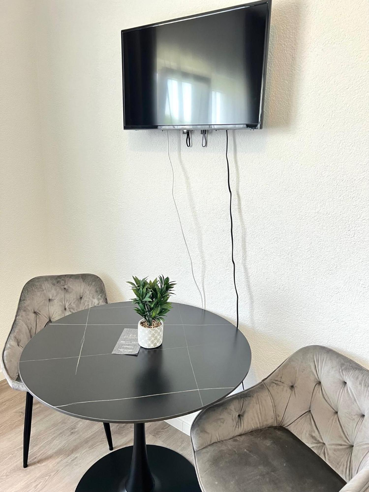Budget City Appartement Kueche,Bad, Parken Im Zentrum Von Ravensburg Exterior foto